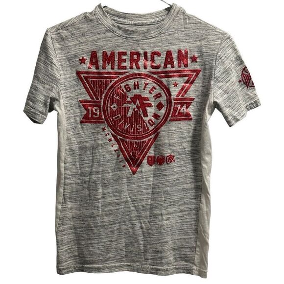 Men’s American Fighters Grey And Red T-shirt Sz.S - Picture 1 of 3